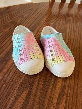 Native Shoes Toddler Tie-Dye Slip-On Sneakers - Pastel Pink, Yellow, Blue 5